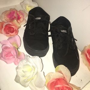 Black vans
