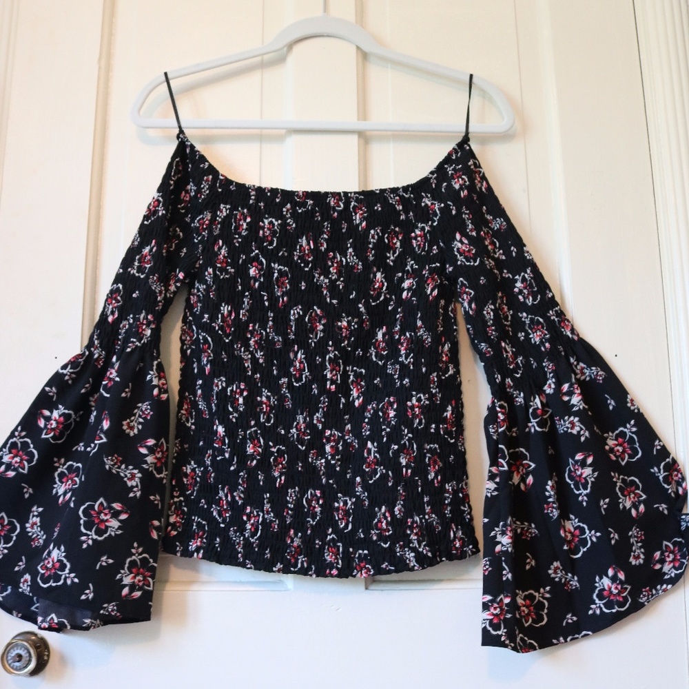NEW!! Express Floral Bell Sleeve Crop Top