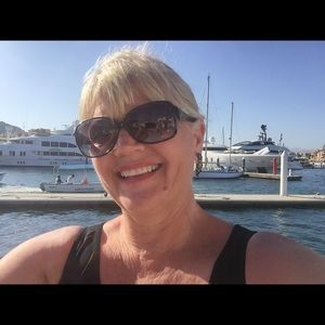 Meet your Posher, Diana