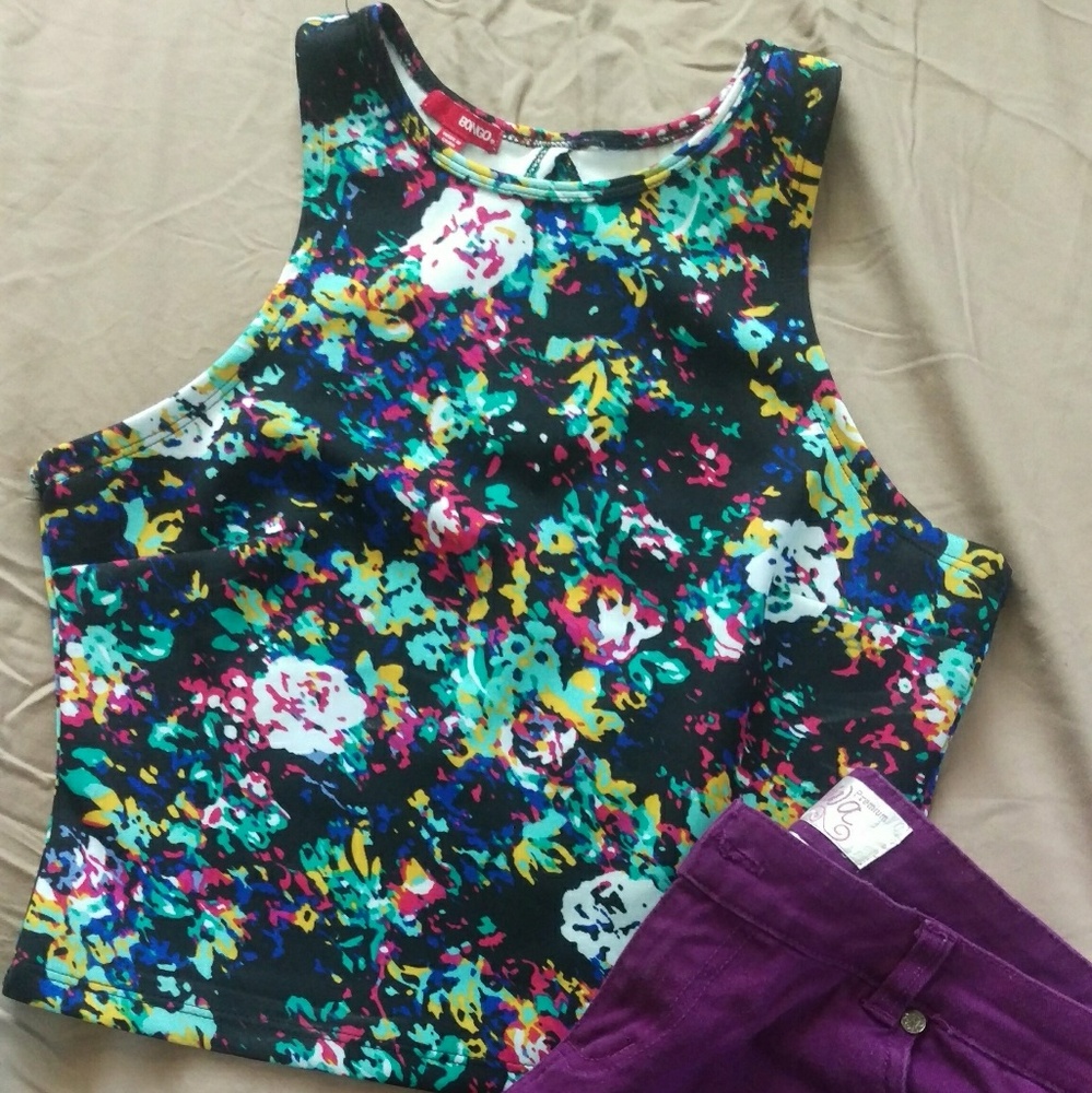 Crop top tank top size Medium