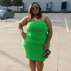 Sexy strapless green dress