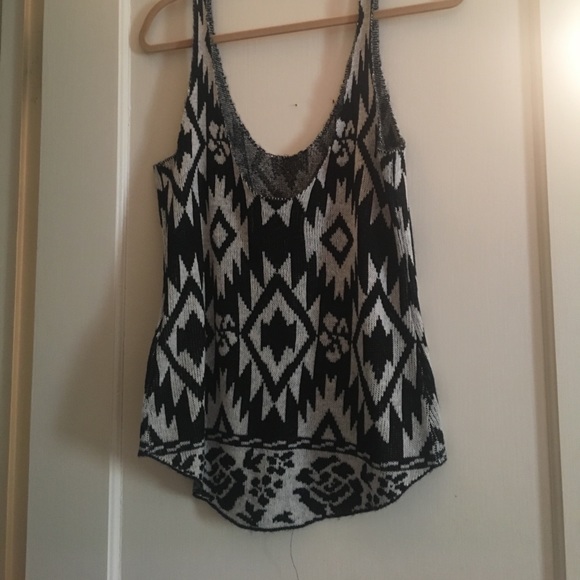 Tribal Pattern Tank - Picture 2 of 2