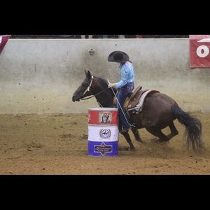 Meet your Posher, Amber