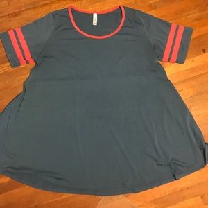 Lularoe perfect tee
