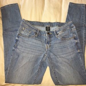 Mossimo Low Rise Skinny Jeans (Medium Wash Blue)