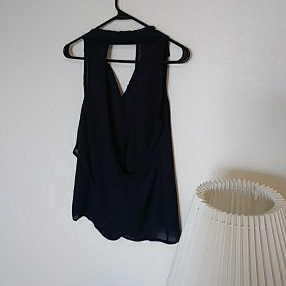 Tops - Picture 2 of 2