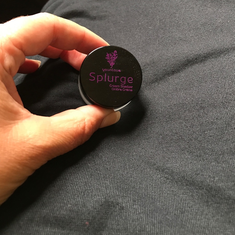 Younique Splurge Cream Shadow