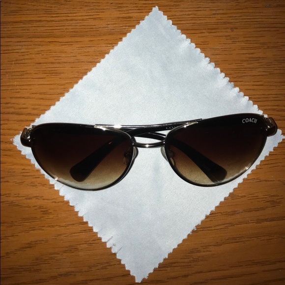 Coach sunglasses with cloth
