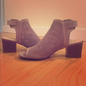 Suede Unisa Taupe Sandals