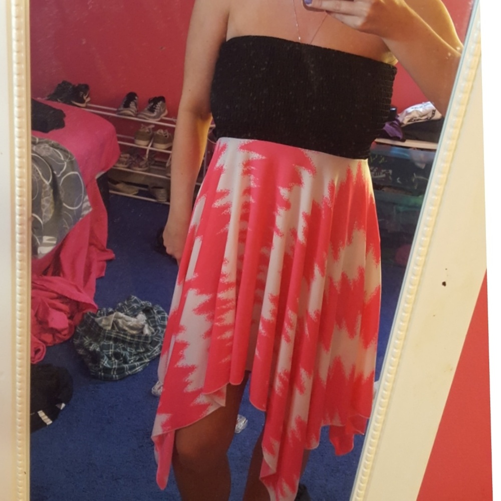 Strapless dress
