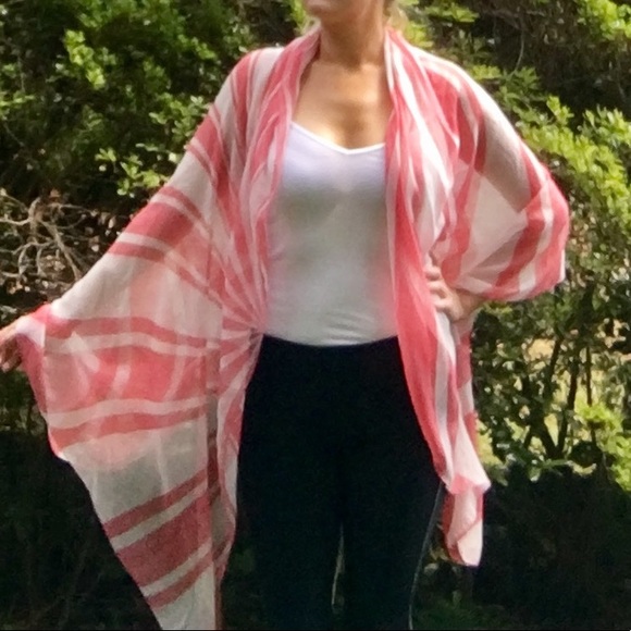 Salmon and white stripe veond scarf/sarong - Picture 1 of 2