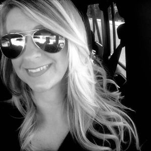 Meet your Posher, Christy