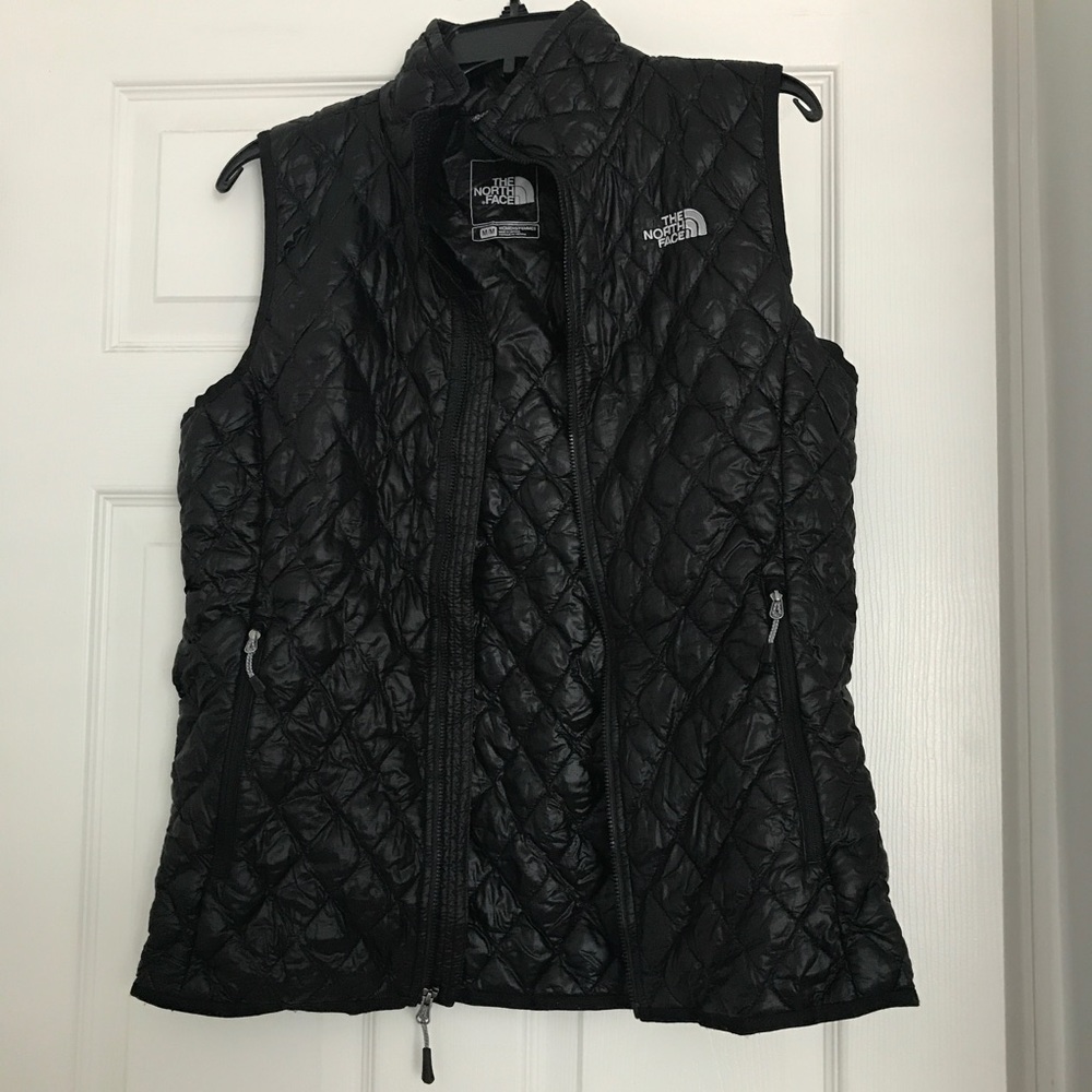 Almost Brand New North Face Vest