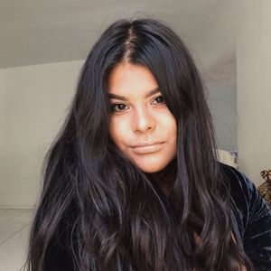 Meet your Posher, Mariella