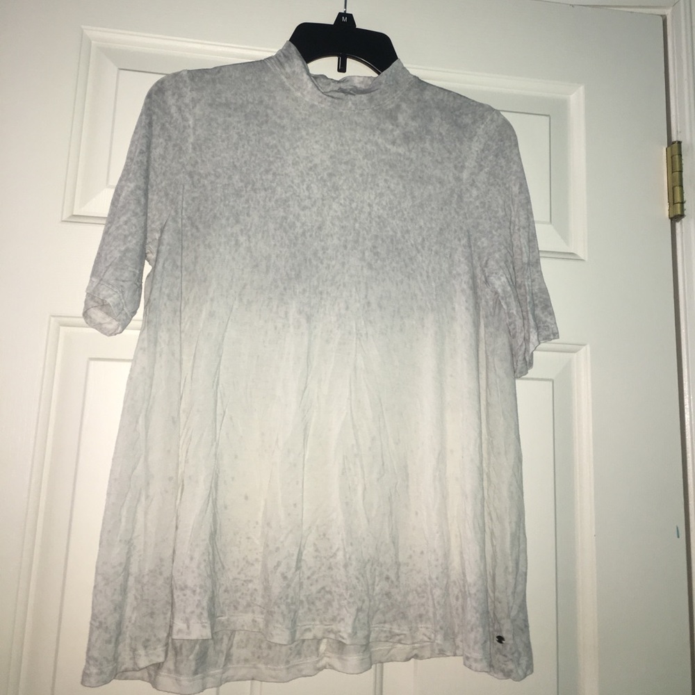 open back american eagle shirt