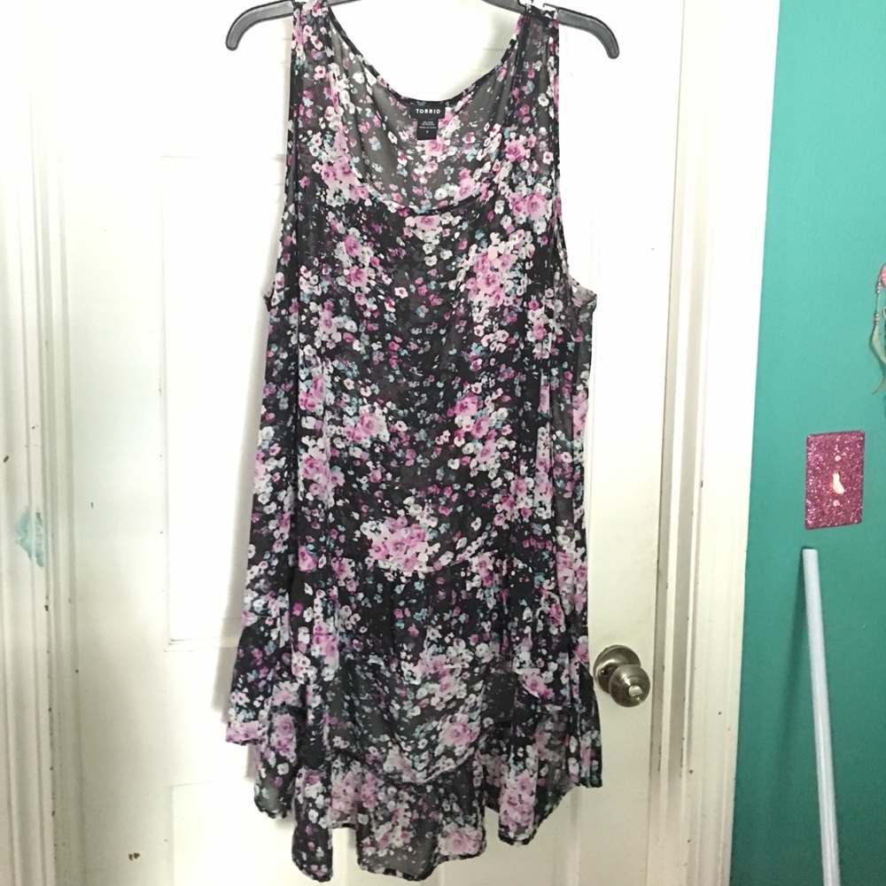 Torrid Hi-Low Floral Sleeveless Top