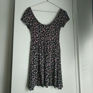 SALE-XS Flower print black Tilly's dress