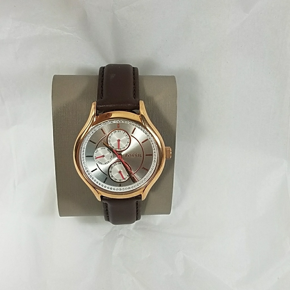 FOSSIL WATCH - Picture 4 of 7