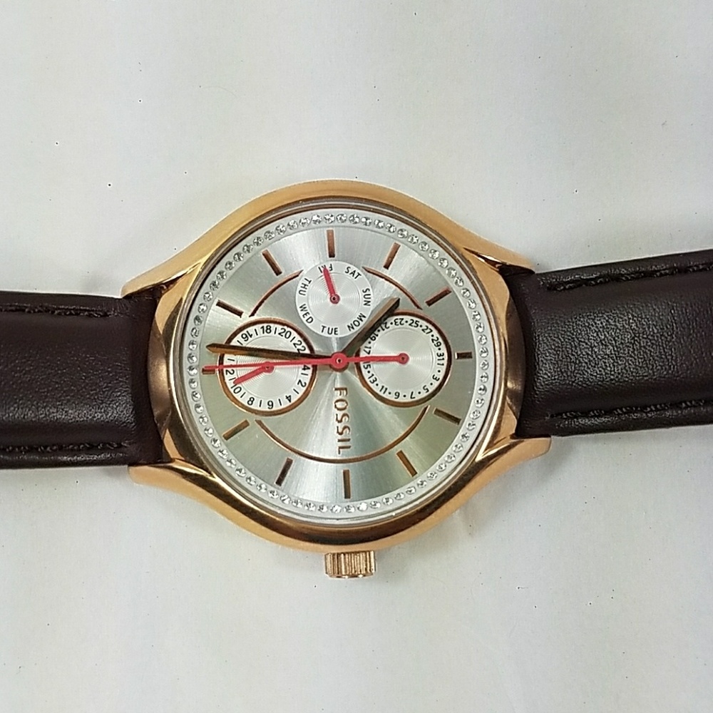 FOSSIL WATCH - Picture 7 of 7