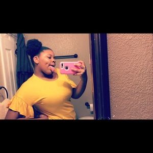 Meet your Posher, Jamiah