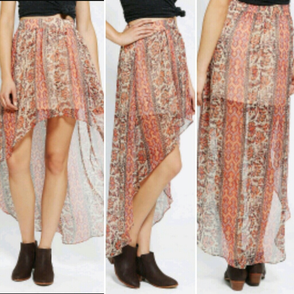 NWOT UO Ecote Hi Lo Tribal Maxi Skirt