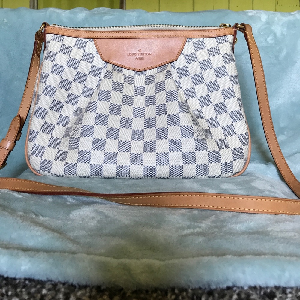 Louis Vuitton Siracusa PM