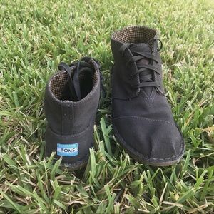 Toms Canvas Desert Boots / Botas. Size 9.