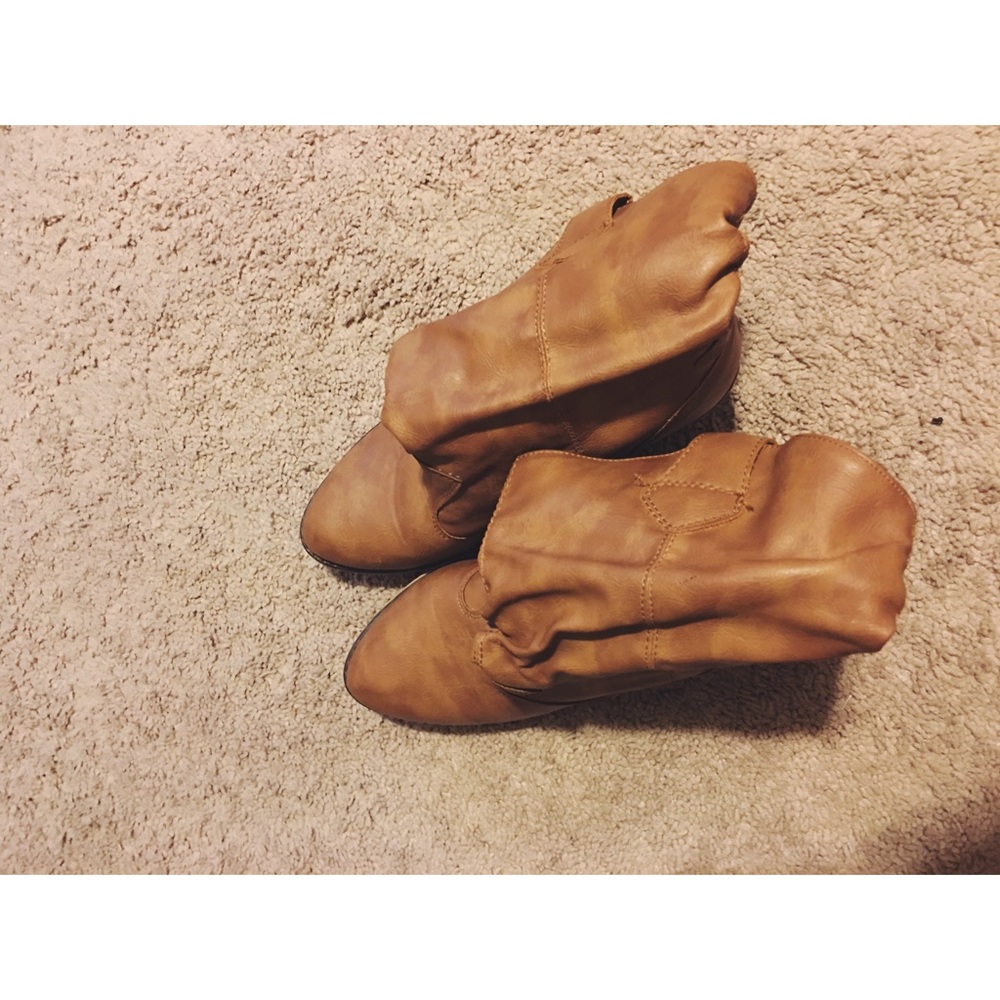 Cowgirl boots size 6.5/7