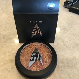 Limited edition MAC Star Trek fantastic powder
