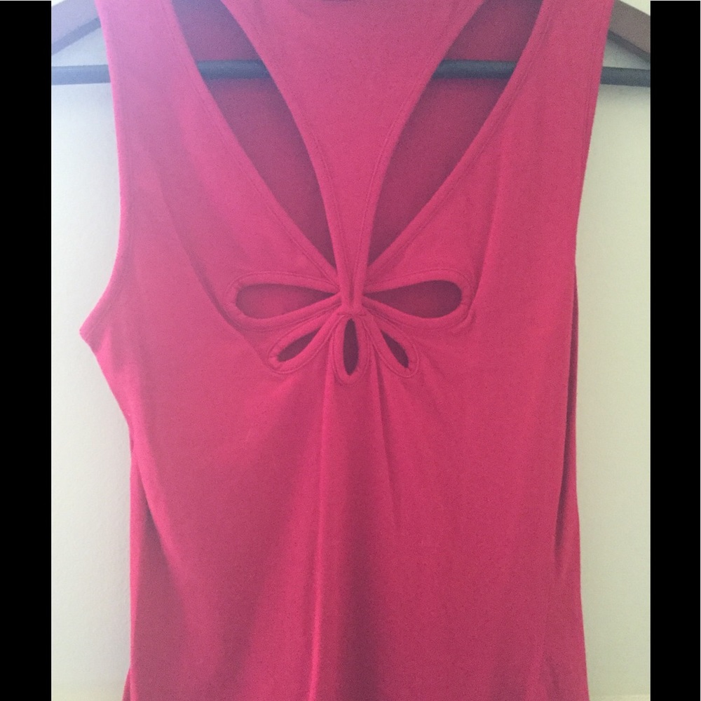 Pretty Red Sleeveless Top with Back Accent