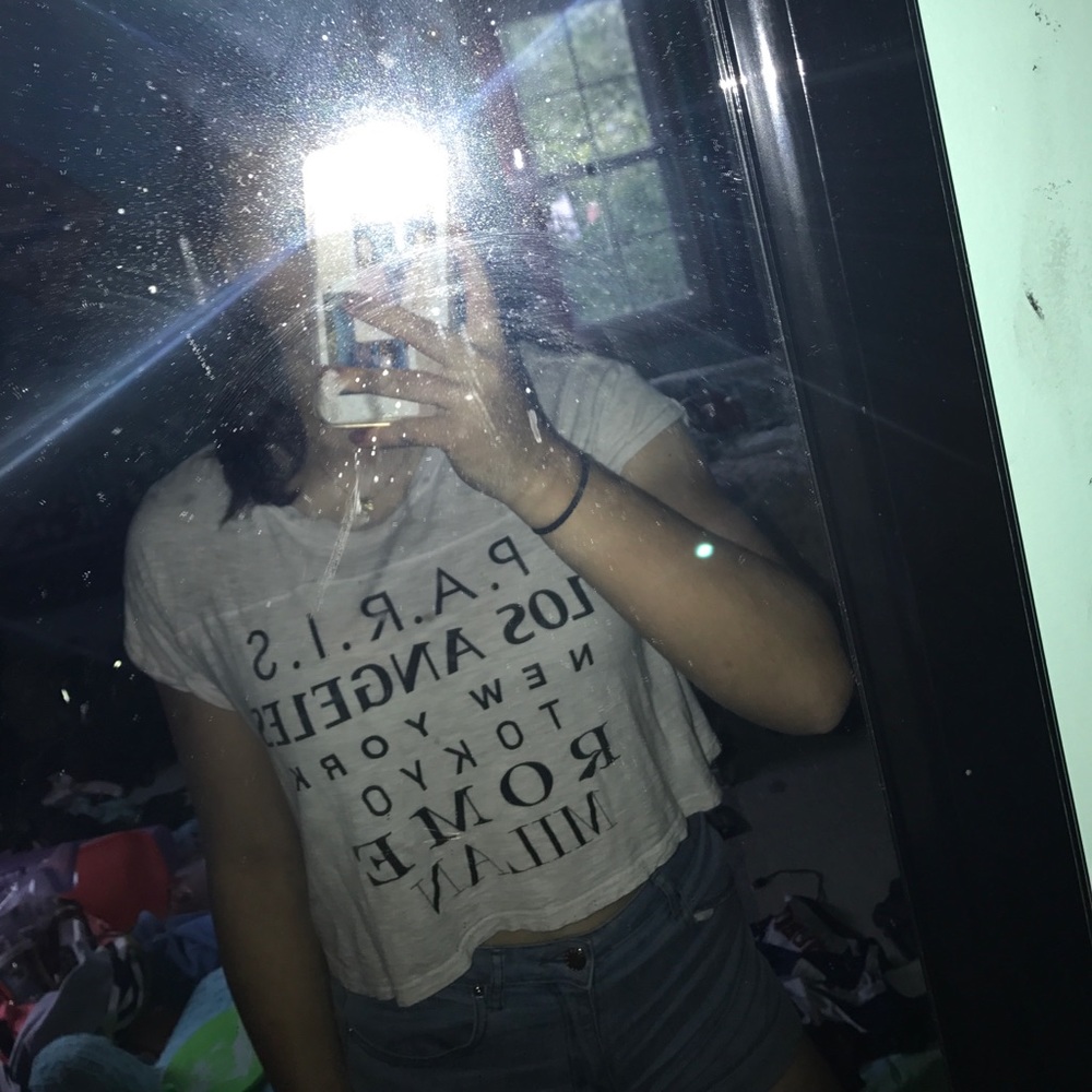 White forever 21 graphic crop top