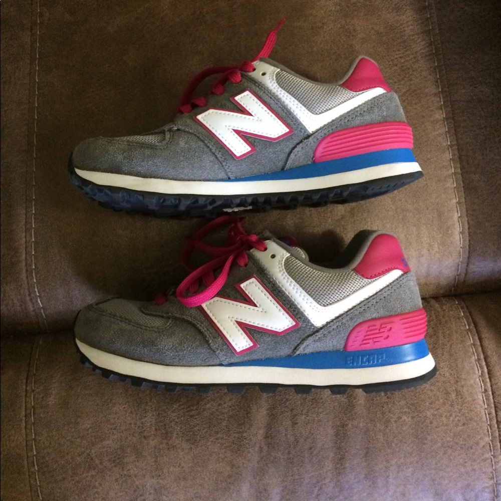 New Balance women's 574 sneaker size 6