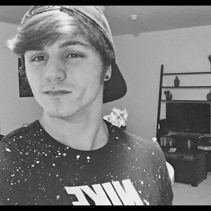 Meet your Posher, Jamie