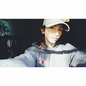 Meet your Posher, Makayla