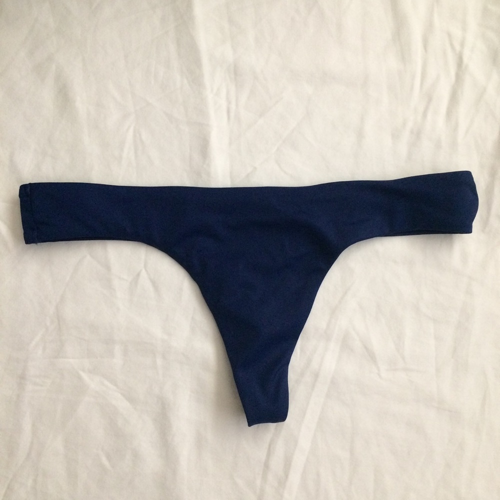 VS Thong Bikini Bottom 💧