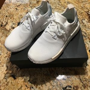 Adidas NMD_R1 White size 9 new in box!!