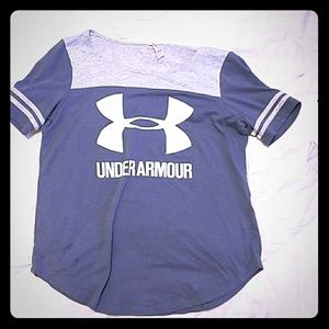 Under Armour T-shirt