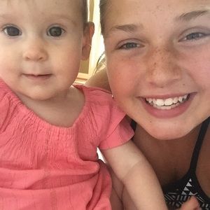 Meet your Posher, Ava