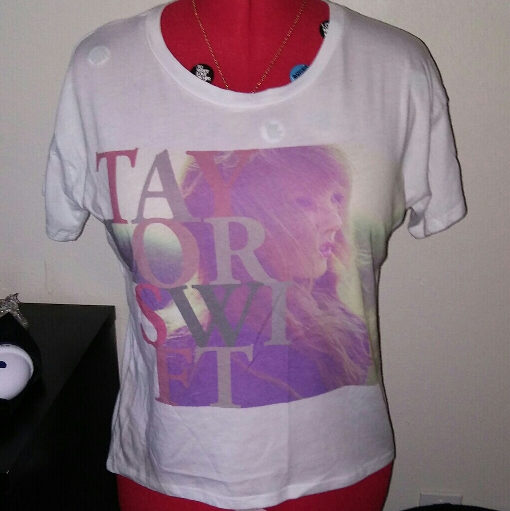 Taylor Swift crop top
