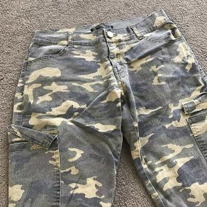 Camp Cargo Skinny Pants