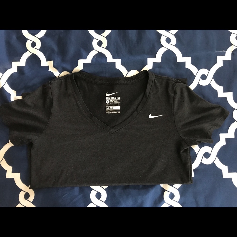 ❌SOLD❌Nike Dri-fit tee