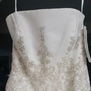 Brand new wedding dress