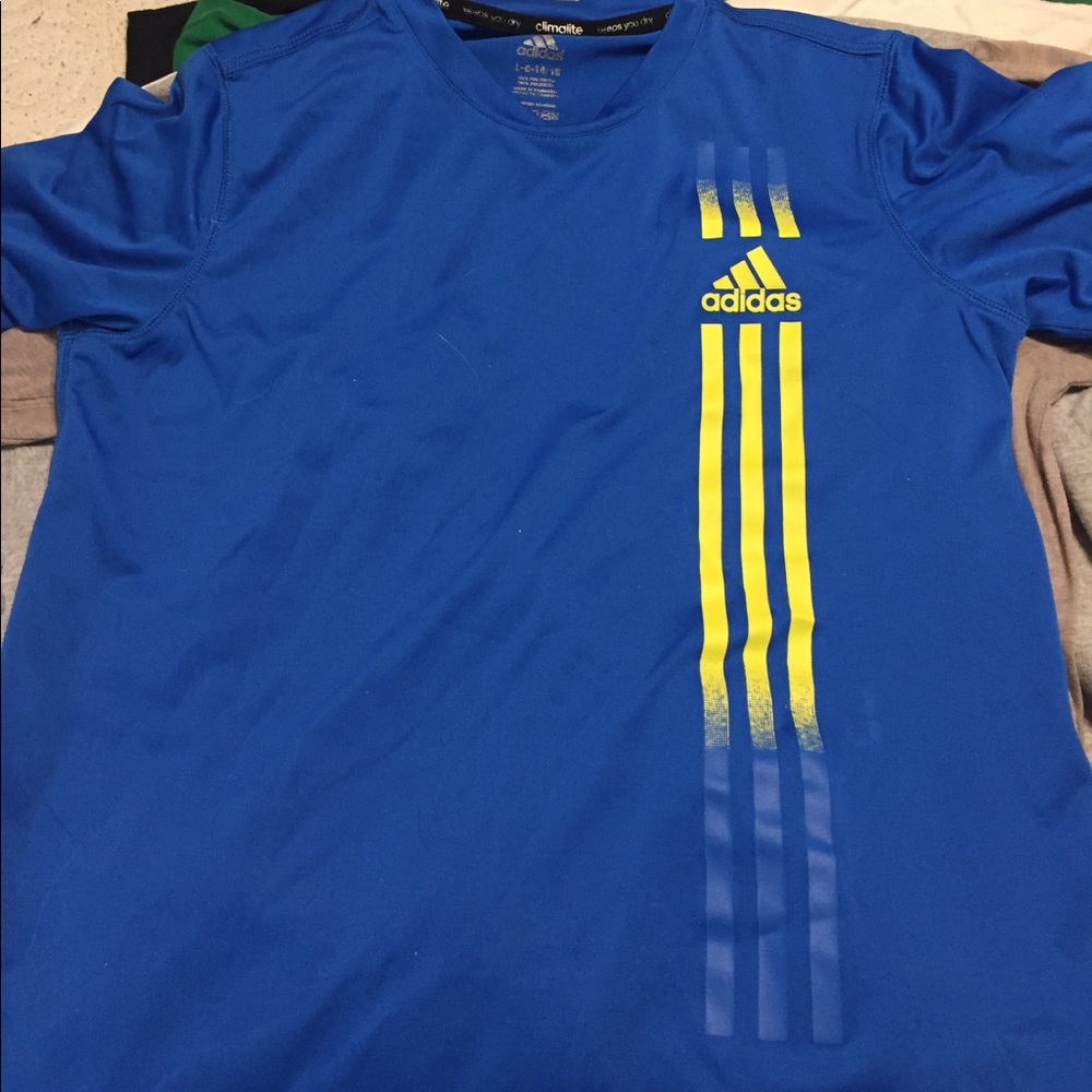 Adidas tshirt