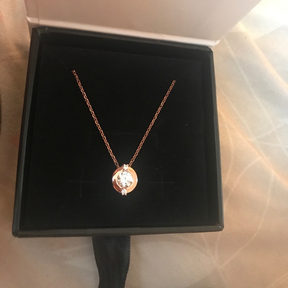 Cate and Chloe necklace