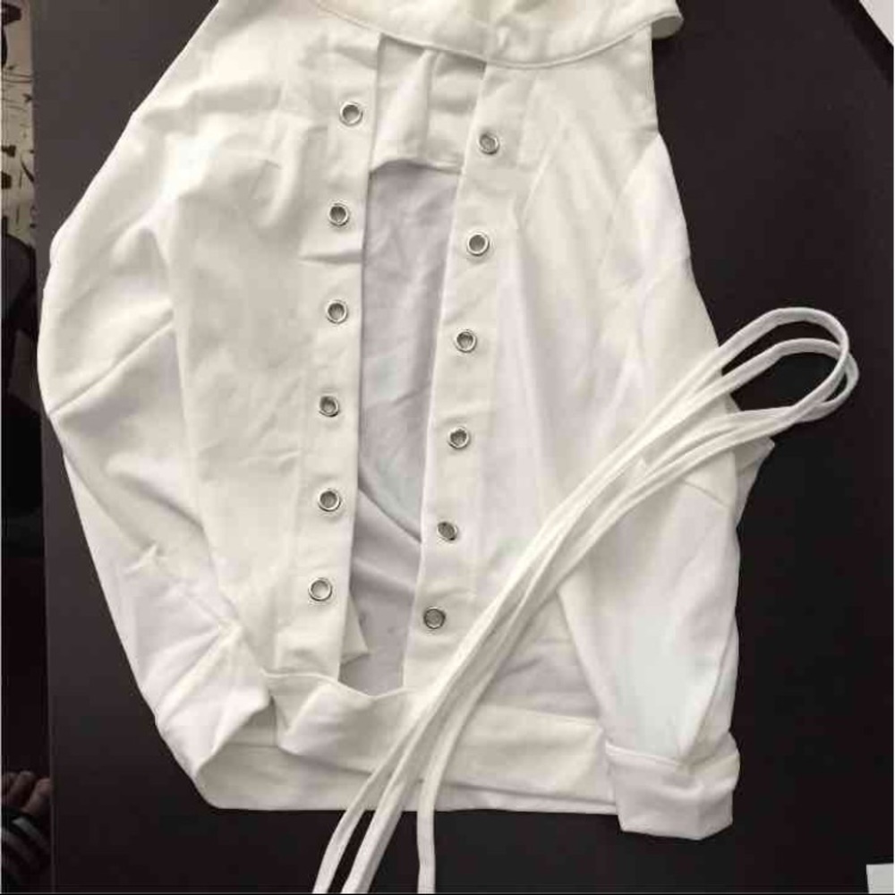 Crop Halter top - Picture 8 of 8