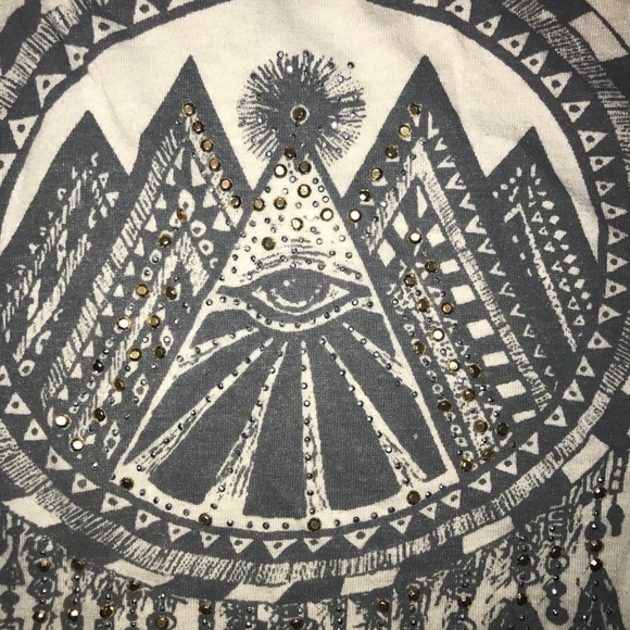 SOLD ON Ⓜ️ Charlotte Russe Tank Top w/ jewel detai - Picture 2 of 5