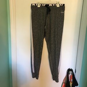 victoria secret (pink)