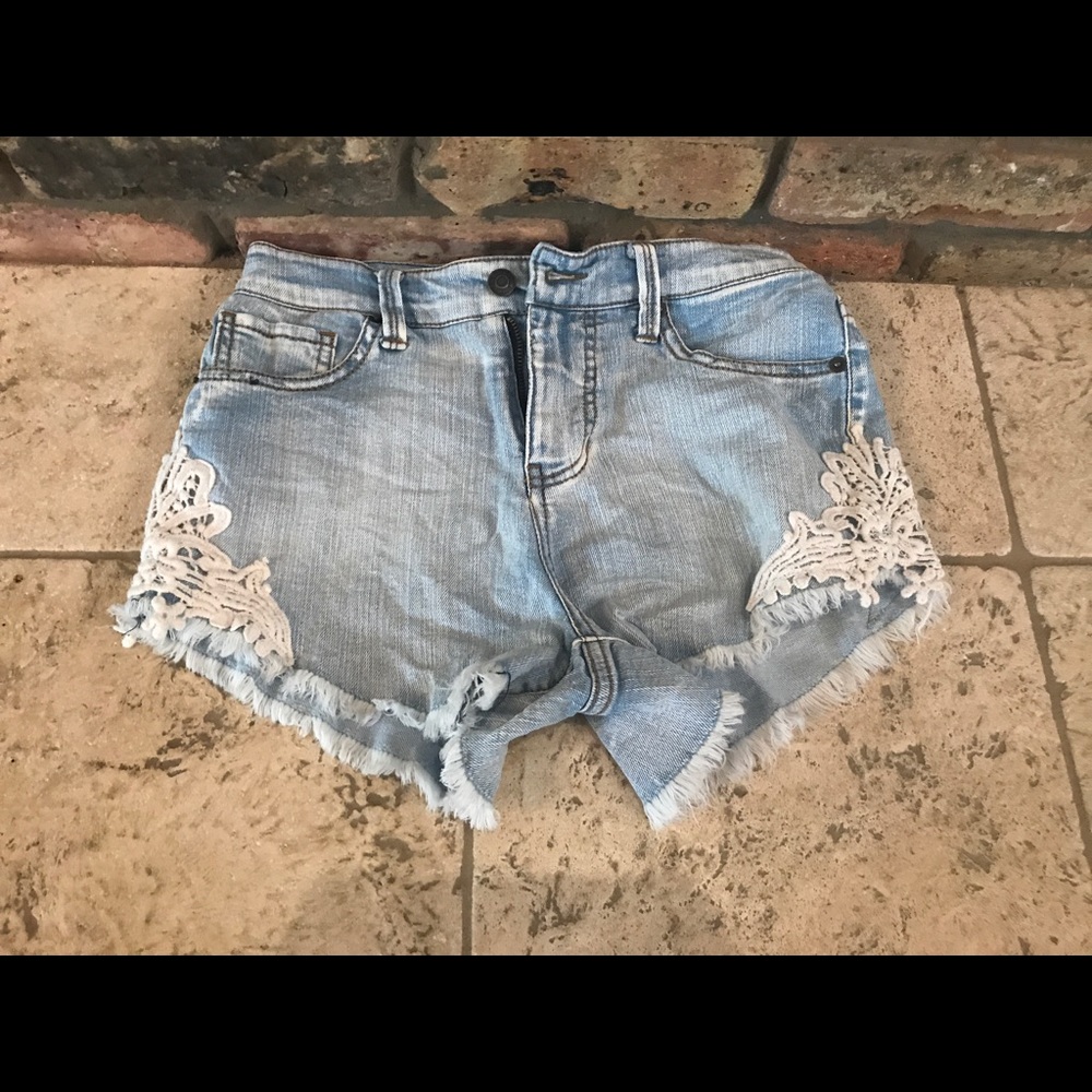 SHORTS BUNDLE - Picture 6 of 6