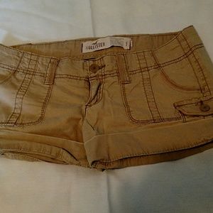 Hollister tan shorts size 1
