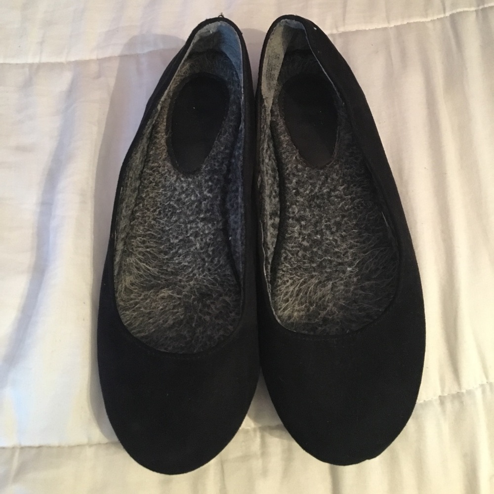 Black flats